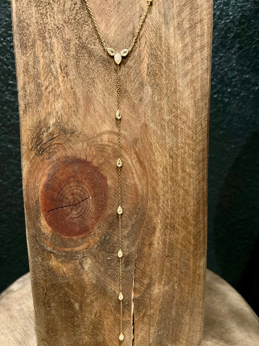 Dainty Teardrop Lariat