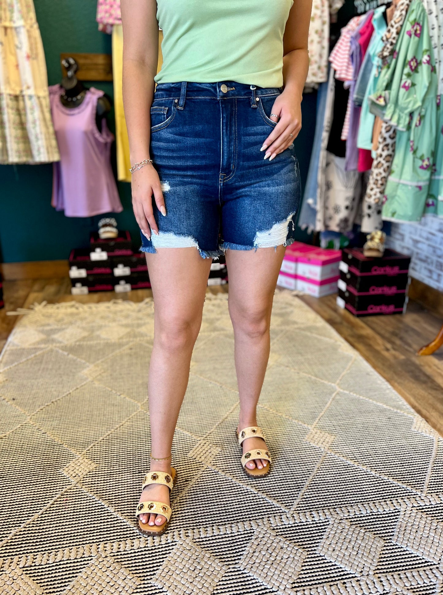 Risen Distressed Mid Thigh Short