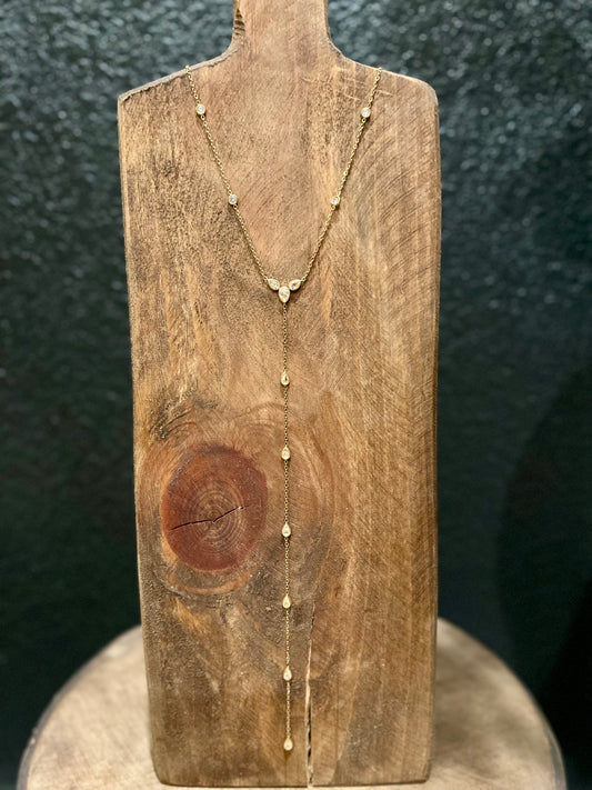 Dainty Teardrop Lariat
