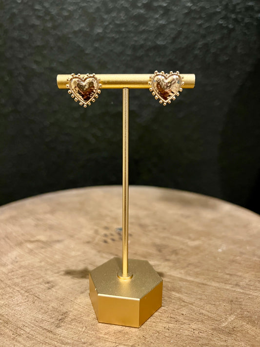 Beaded Heart Post