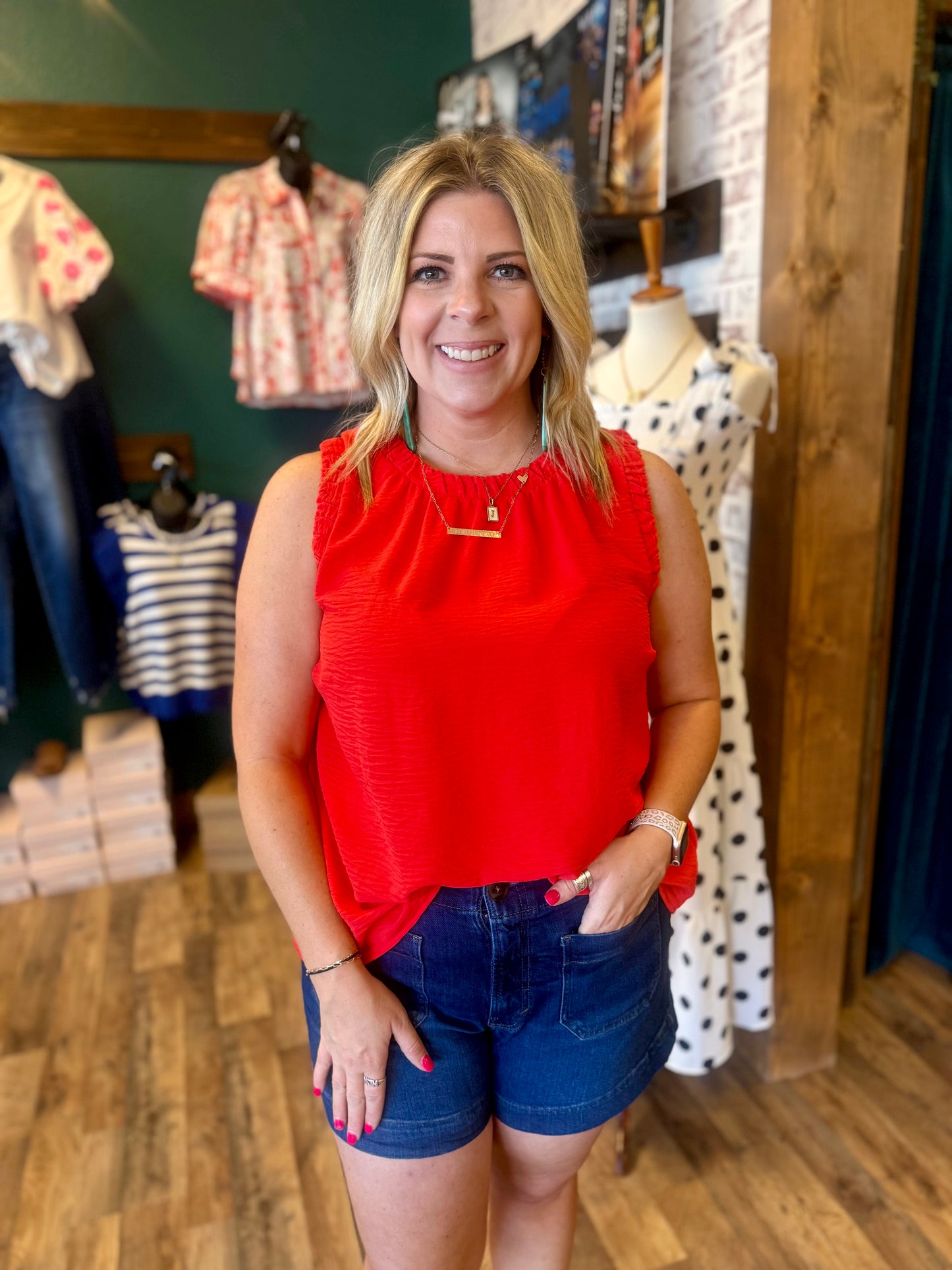 Ruffle Neck Sleeveless Top