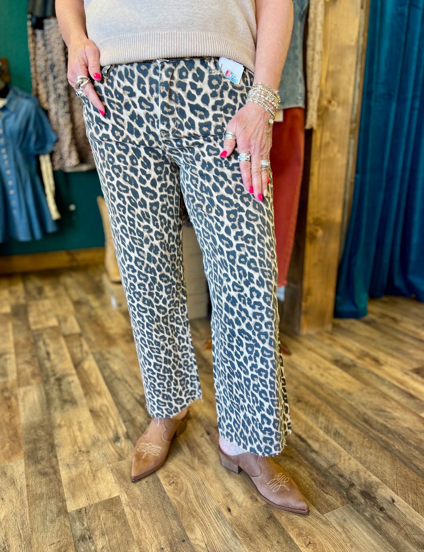 Vervet Leopard Wide Leg Jean