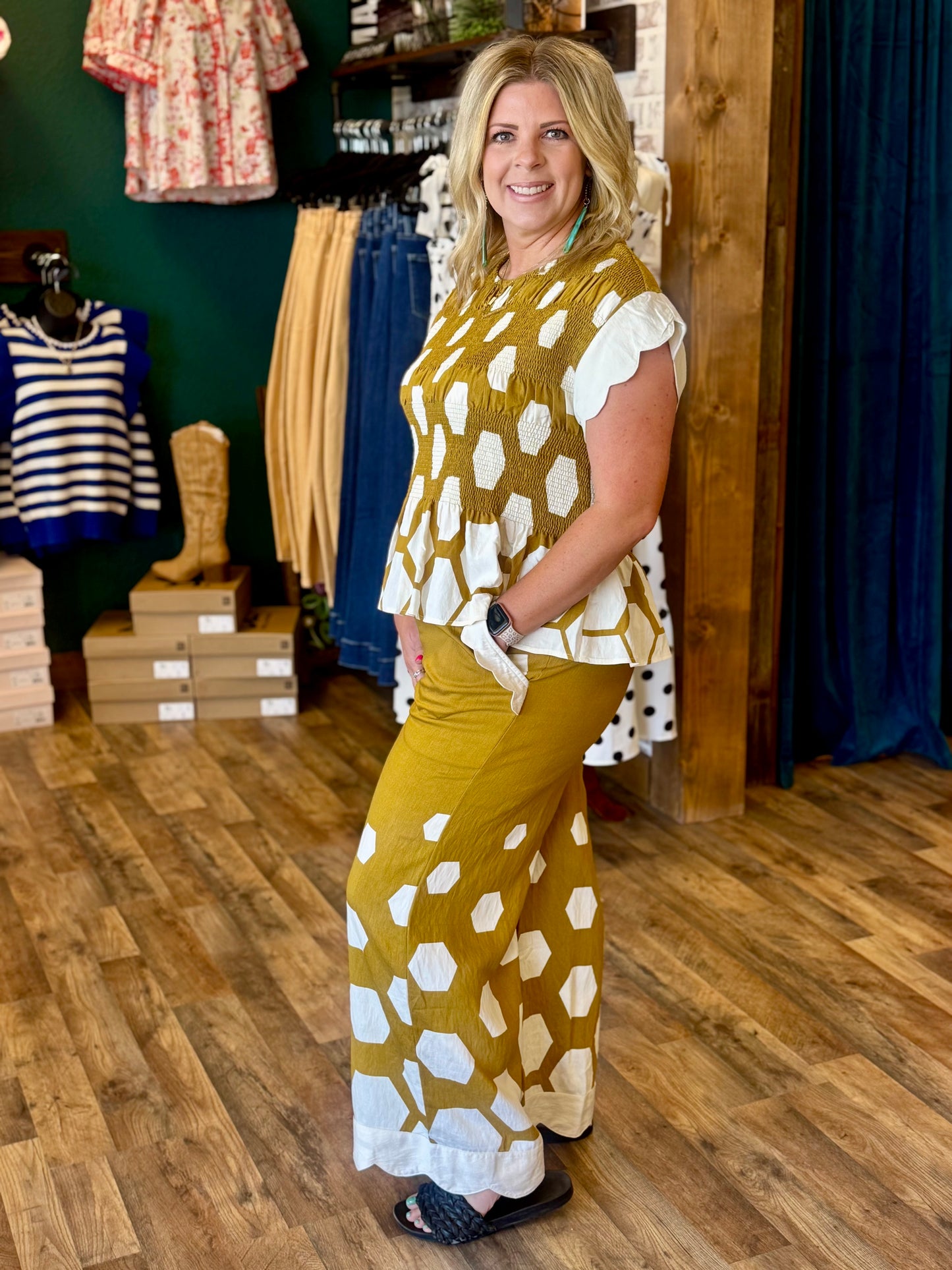 Golden Hexagon Wide Leg Pant