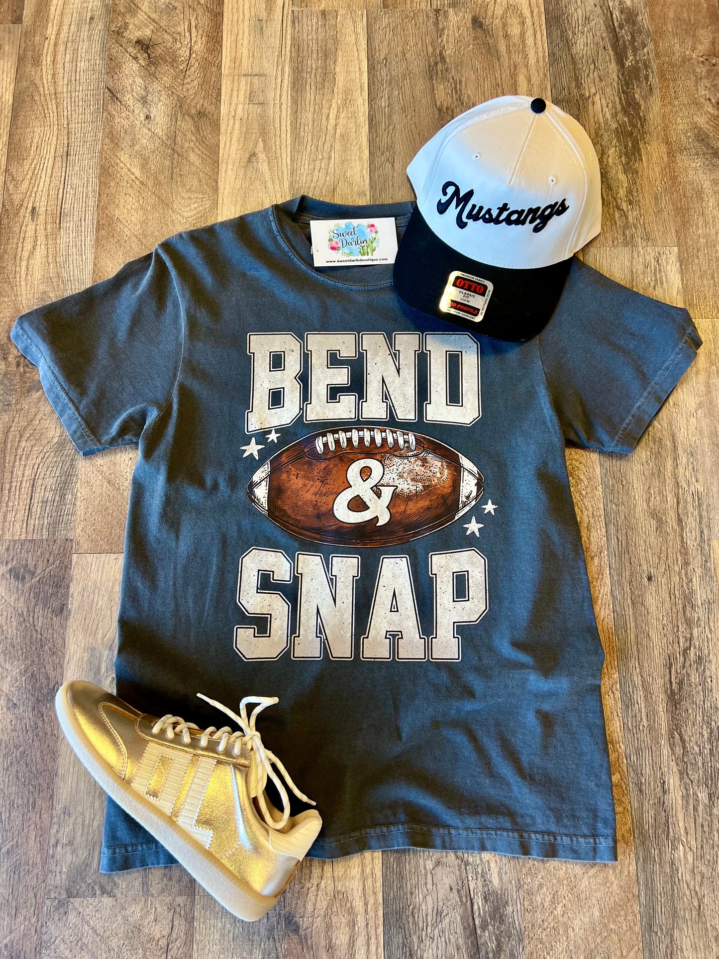 Bend & Snap Tee