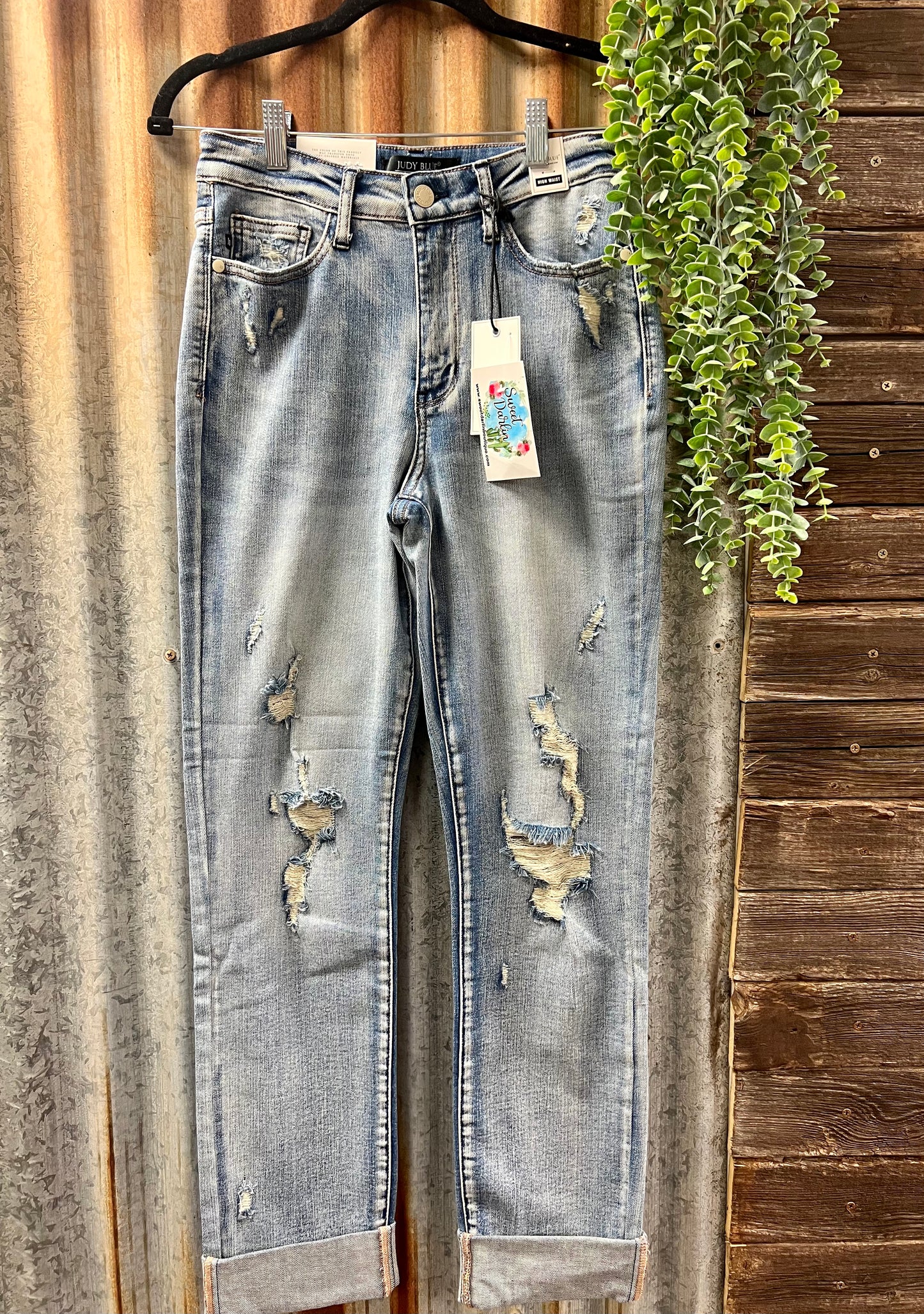 Judy Blue High Rise Distressed Boyfriend